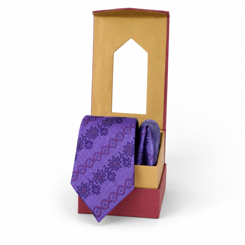 NECKTIE AND POCKET SQUARE