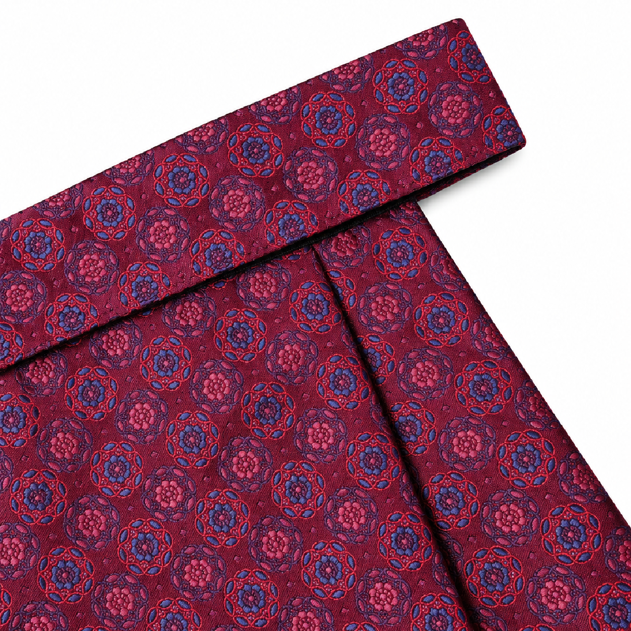 CRAVAT AND POCKET SQUARE